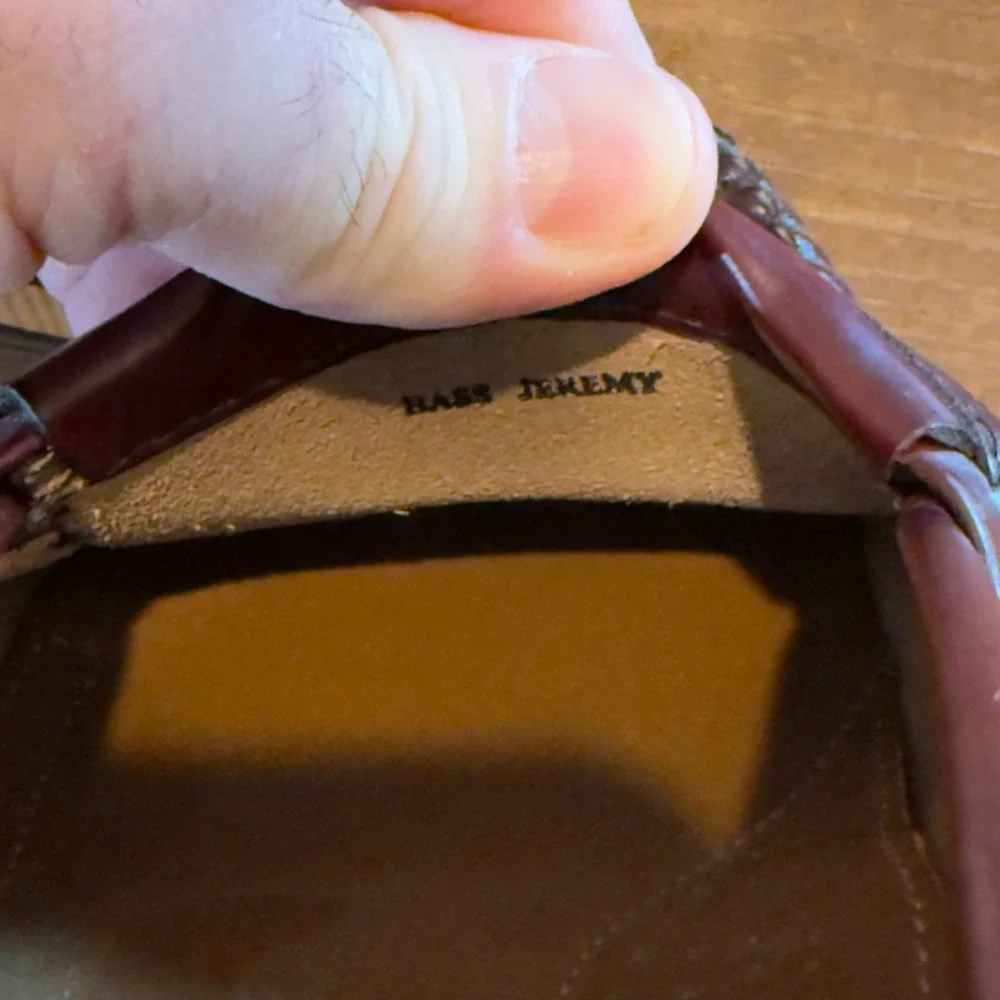 G.H. Bass & Co Weejuns Jeremy Tassel Loafers‎ Burgundy Leather Men Size 10 Wide